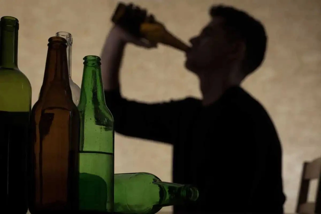 Fiatalkori alkoholizmus es annak megelozese.